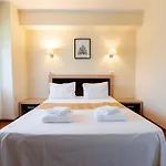 Hotel Oxford Inns&Suites
