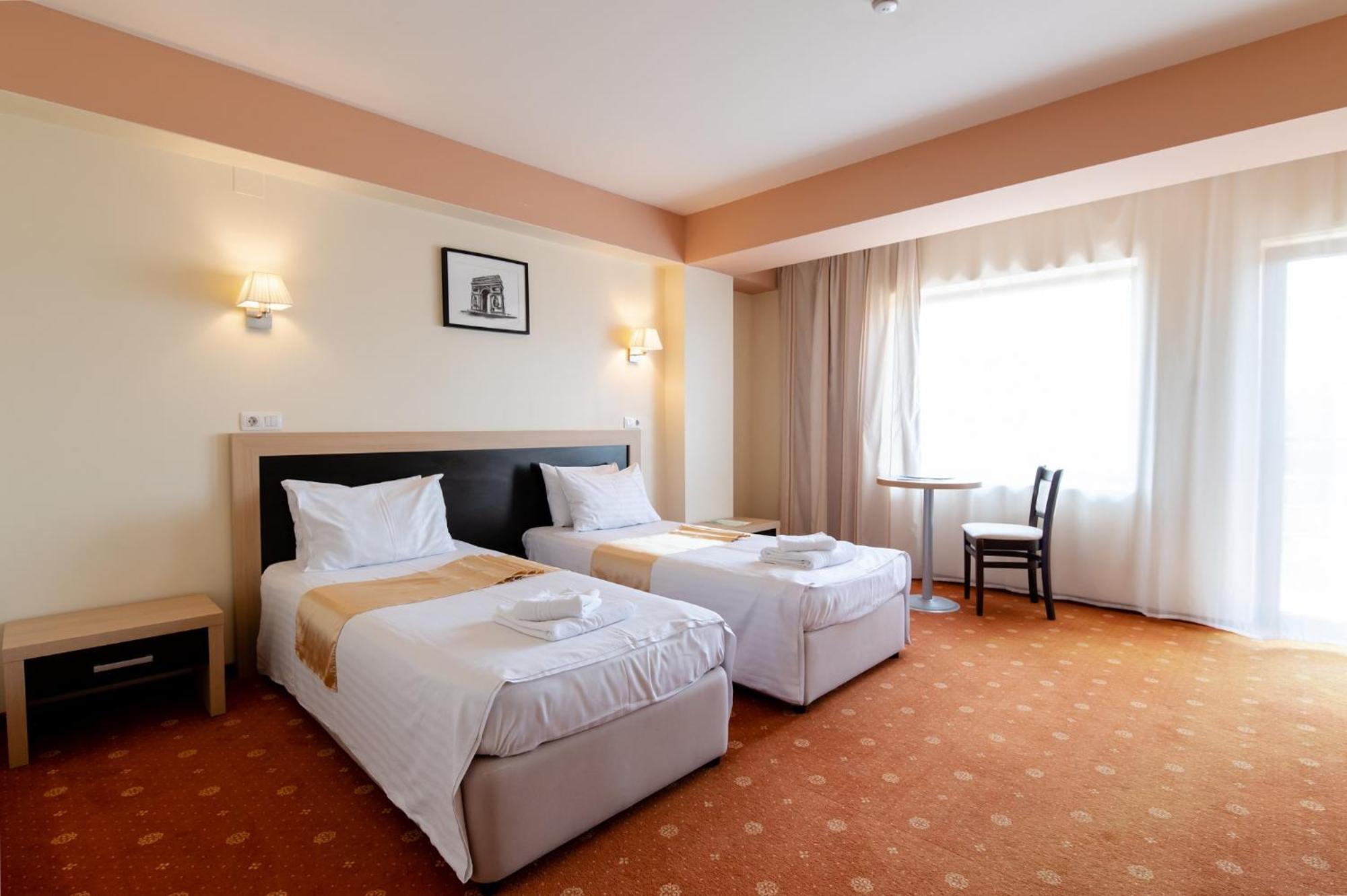 Hotel Oxford Inns&suites 3*